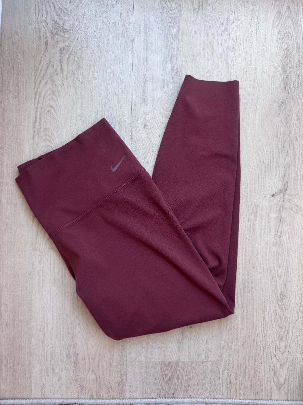 Nike Women’s Zenvy Legging - Maroon - Size XL